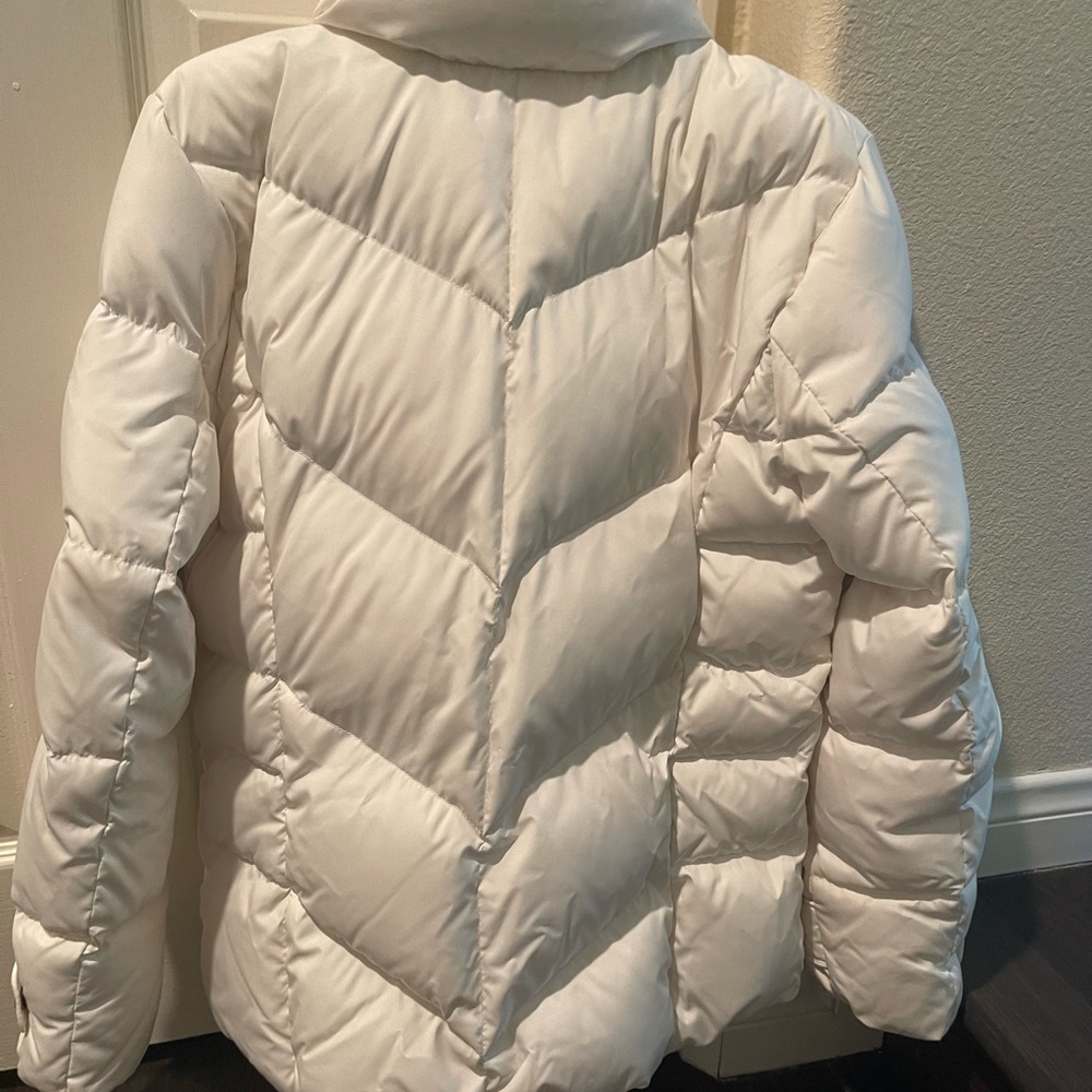 Espirit Puffy Jacket - image 2